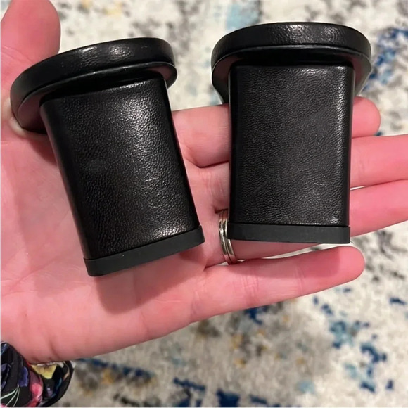 Frame Denim Le Tonga Leather Mules in Noir - Picture 6 of 8